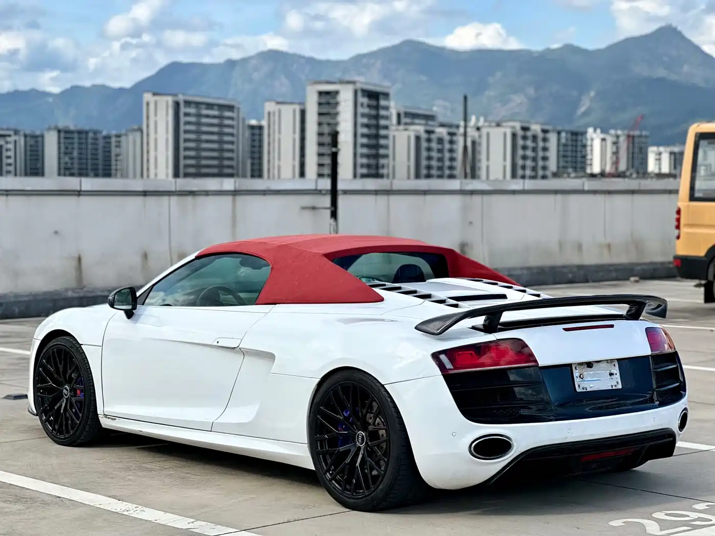 Audi R8 2013 2011 Spyder 5.2 FSI quattro
