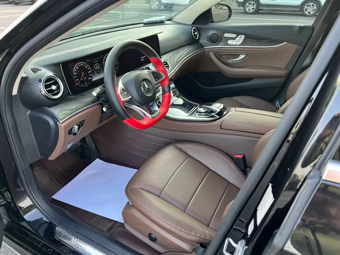 Mercedes-Benz E-Class 2017 E 300 L Sport Luxury фото 6