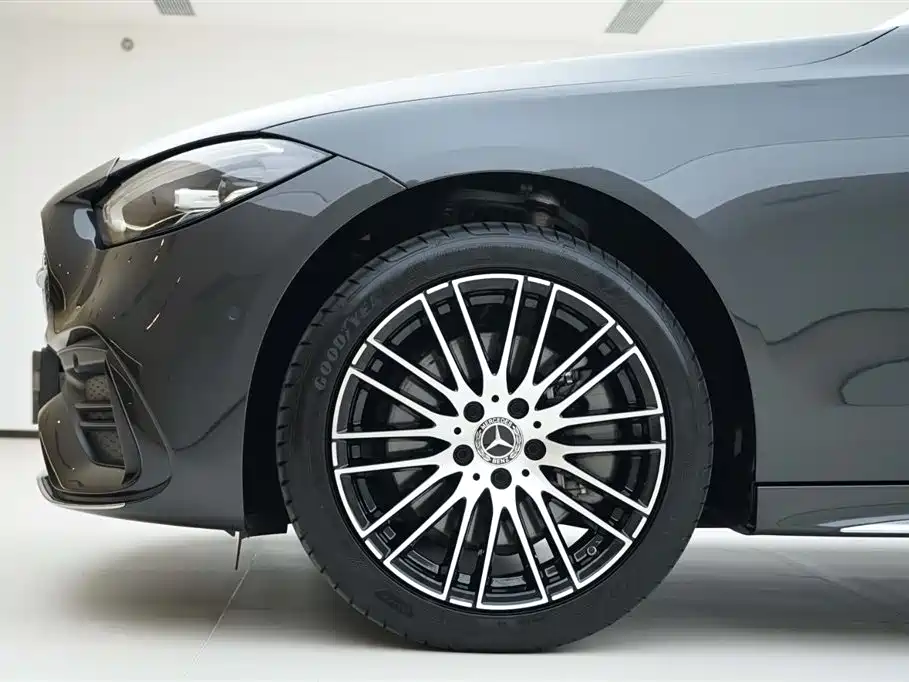 Mercedes-Benz C-Class 2023 Facelift C 260 L Sport Edition фото 14
