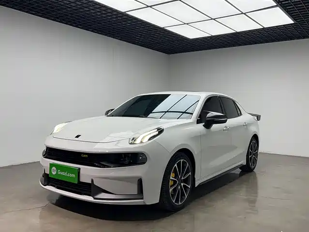 Lynk & Co 03 1.5TD DCT, Драйв