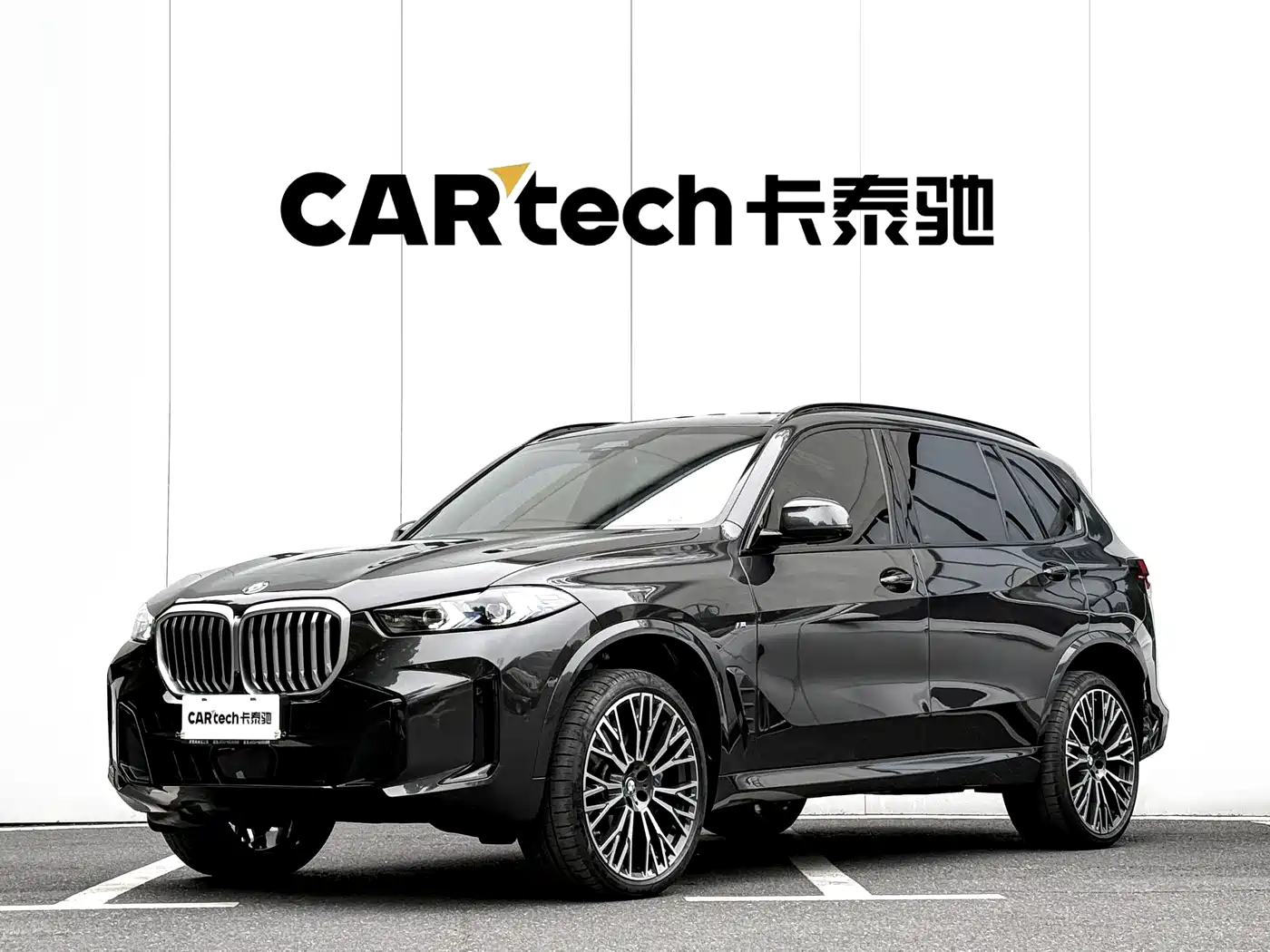 BMW X5 2025 Model xDrive 40Li Exclusive M Sport Blackout Package