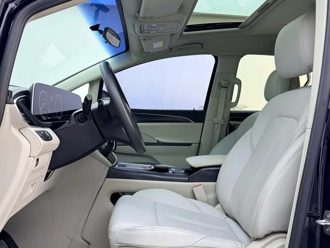 Buick GL8 2023 ES Landmaster Comfort фото 8