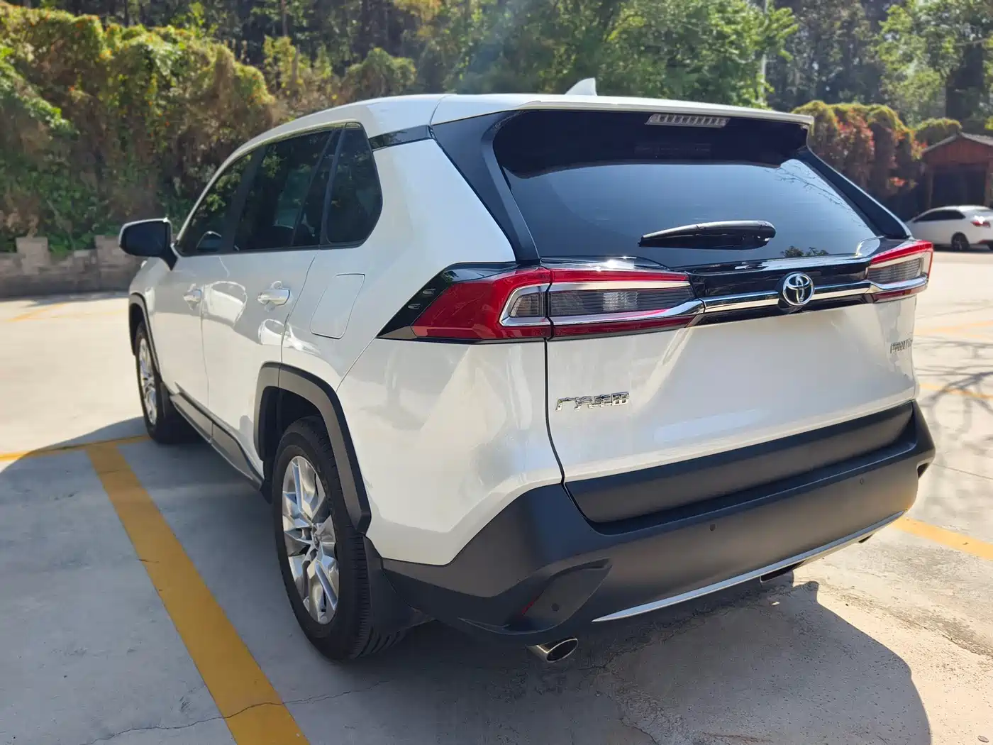 Toyota Wildlander 2024 2.0L CVT 2WD Urban Edition фото 6