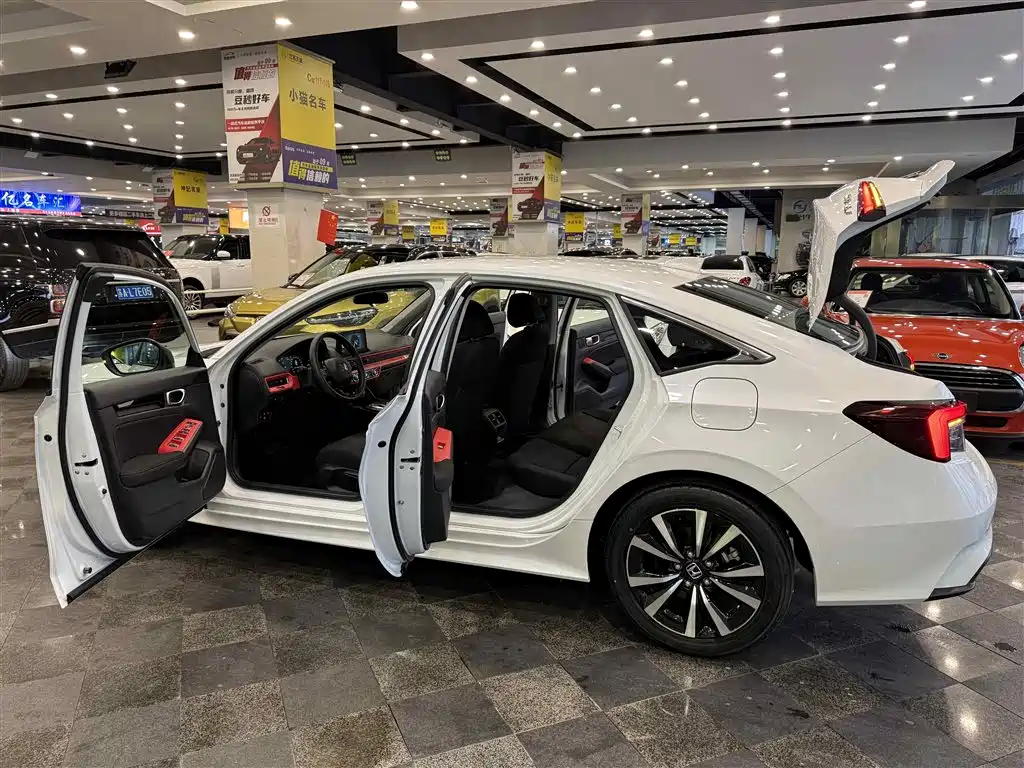 Honda Integra 2024 2023 2.0L e:HEV Sharp Tech Edition