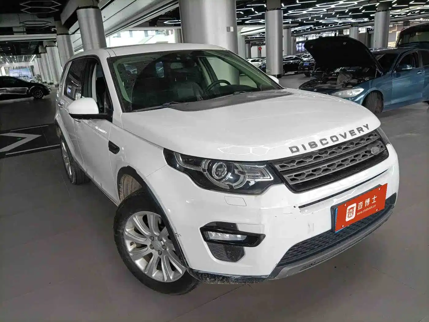 Land Rover Discovery Sport 2018 240PS SE Edition фото 2