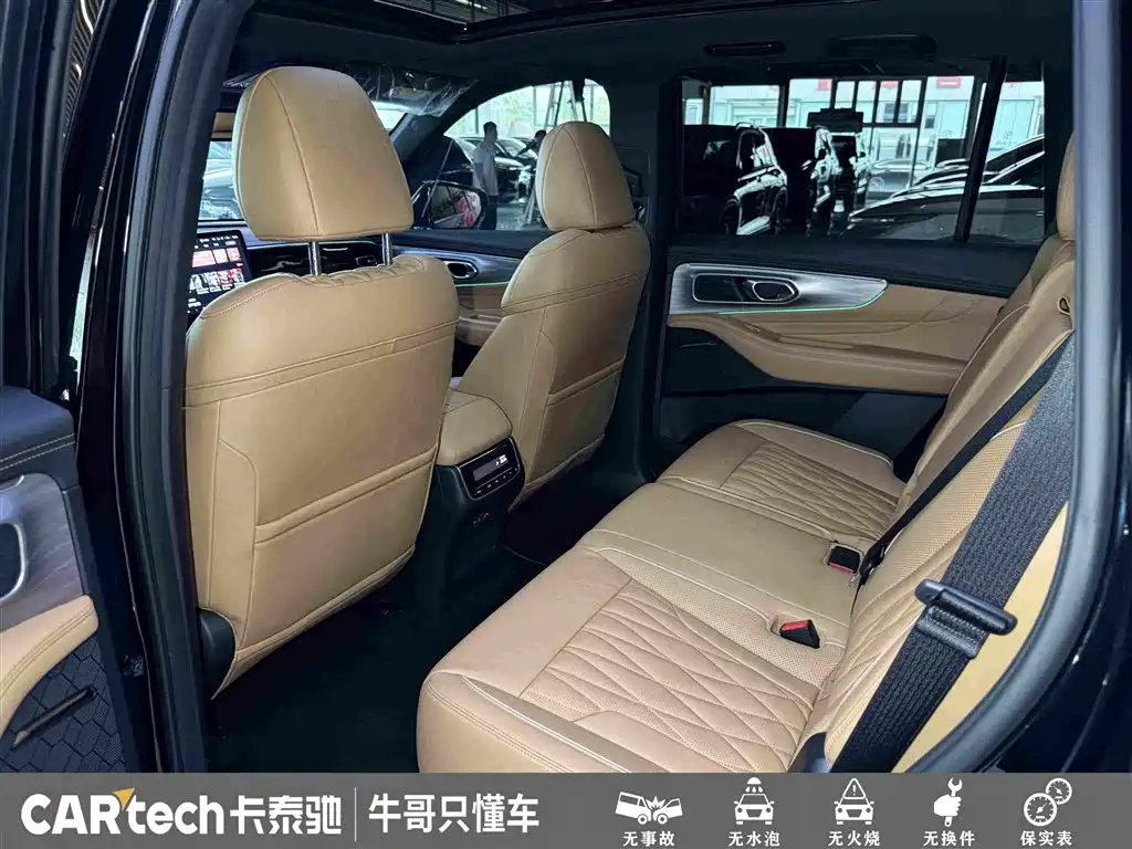 GAC Trumpchi Trumpchi GS8 2024 2024 Navigator Series 2.0TGDI 2WD Luxury Smart Connect Edition