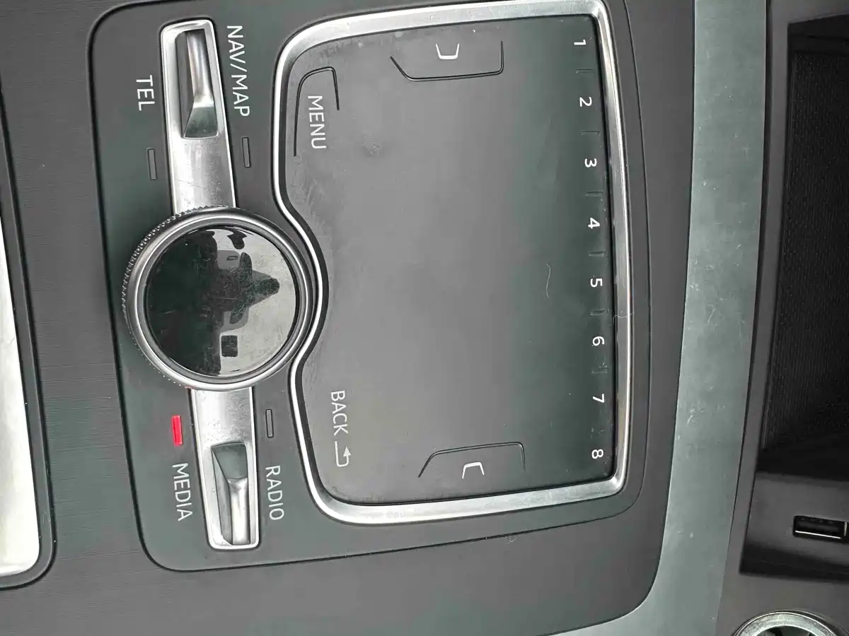 Audi Q5L 2018 2018 40 TFSI Prestige Fashion (China V)