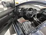 Фото 16 - Honda Civic