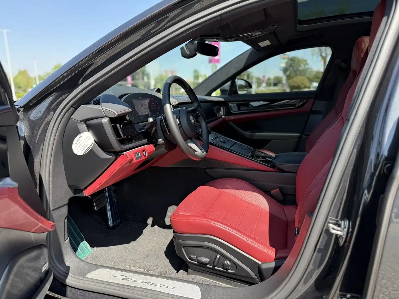 PORSCHE PANAMERA
