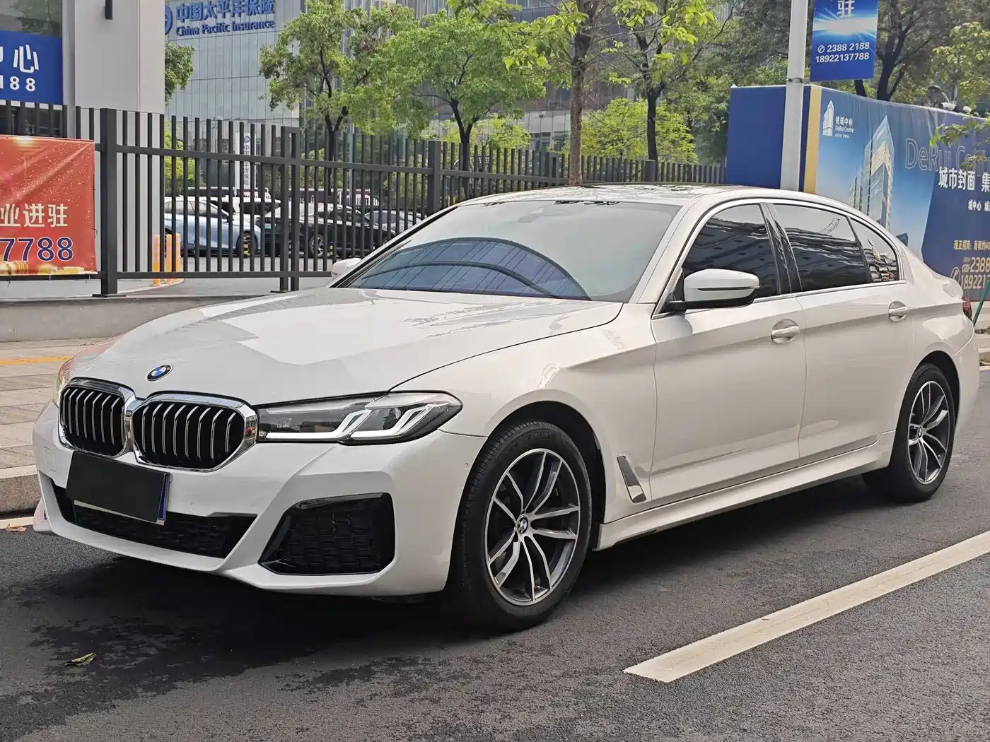 BMW 5 SERIES