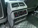 Photo 13 - Audi A7L
