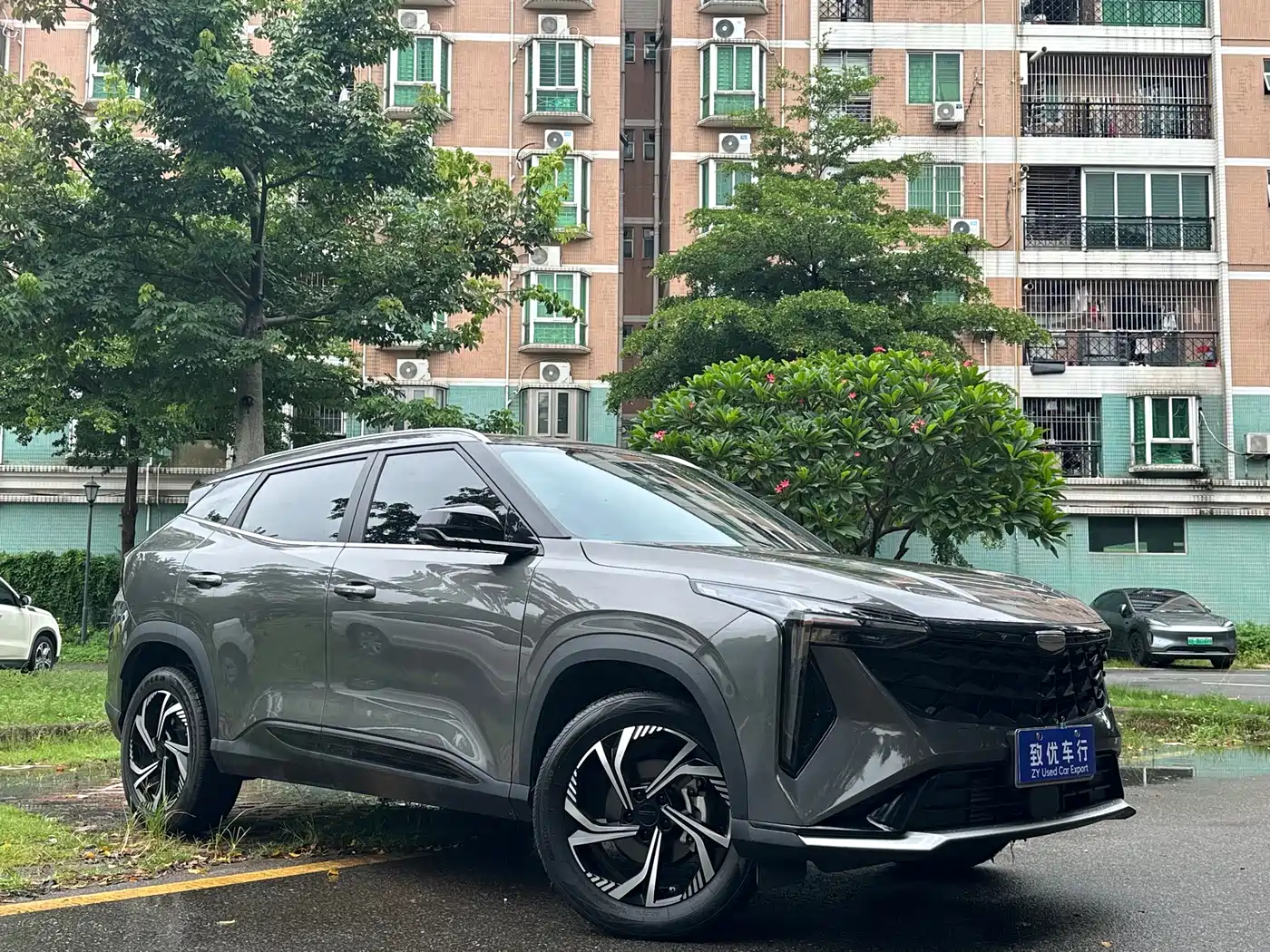 Фото 3 - Geely Boyue