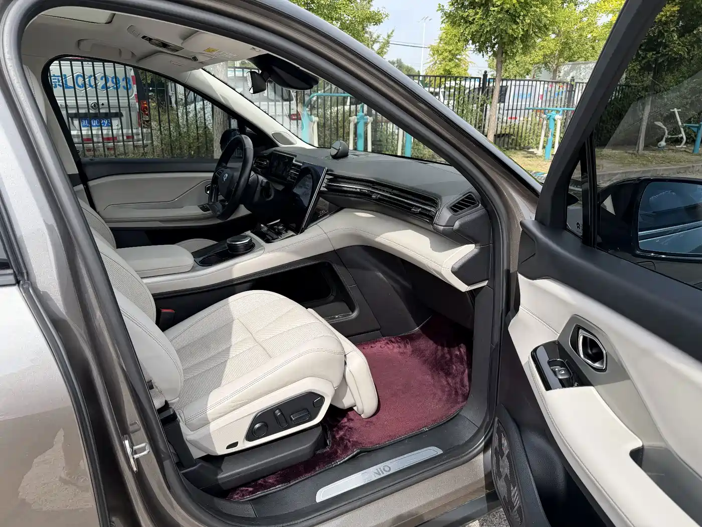 NIO ES8 2018 2018 Founder Edition