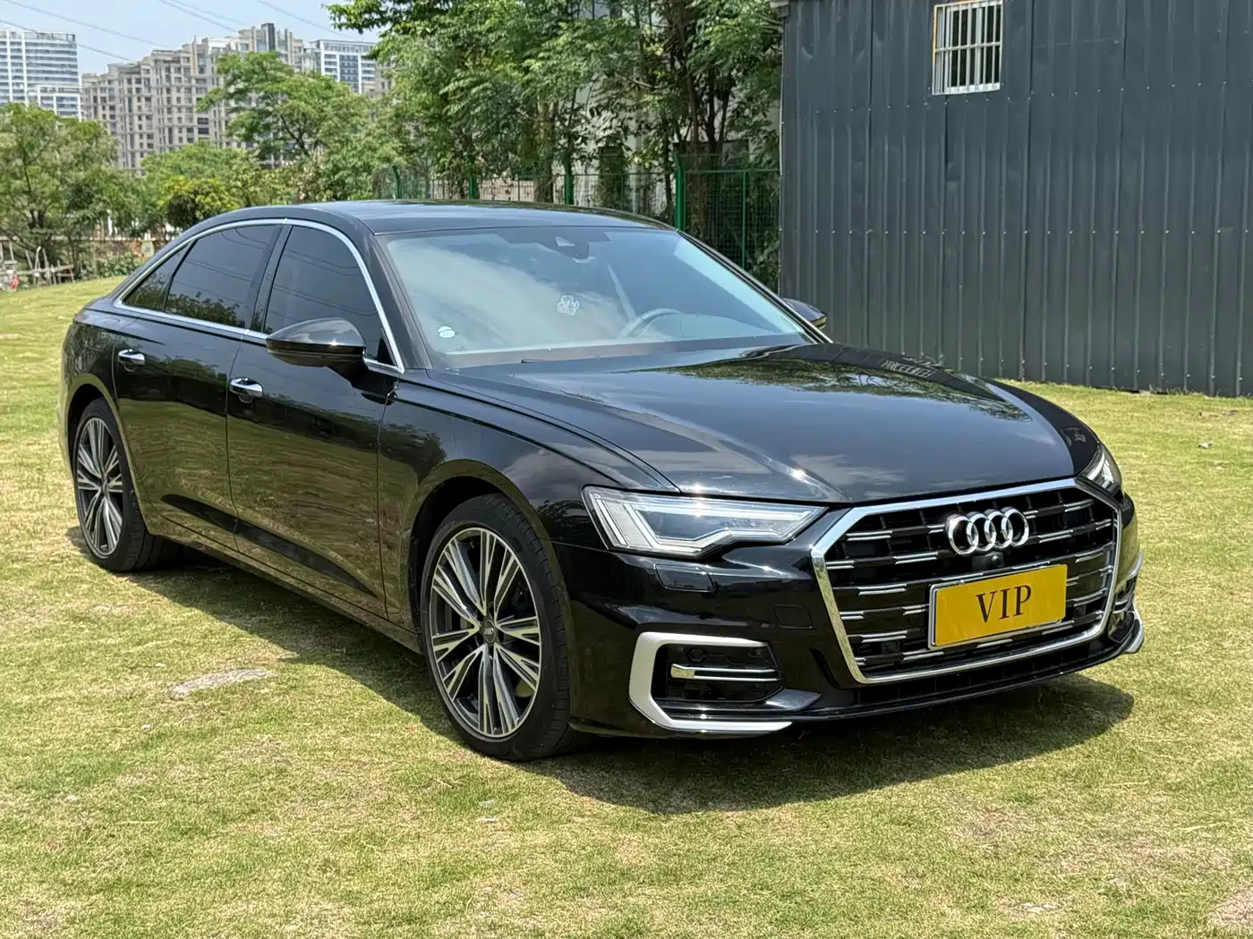Audi A6L 2022 55 TFSI quattro Premium Elegance фото 3