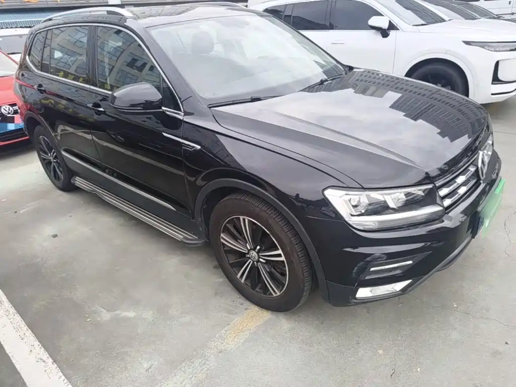 Фото 4 - Volkswagen Tiguan L