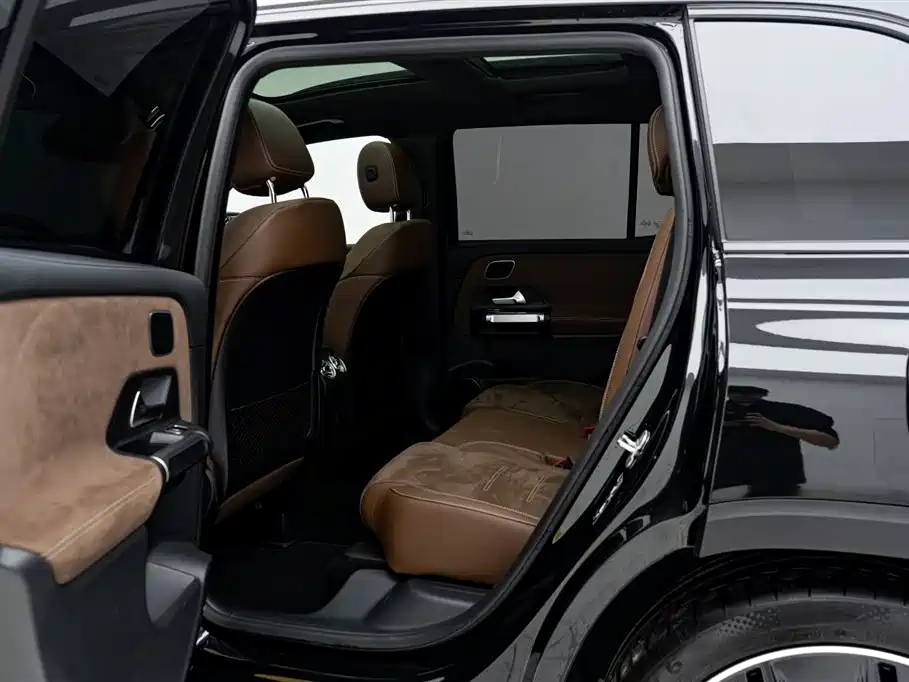 MERCEDES-BENZ GLB AMG