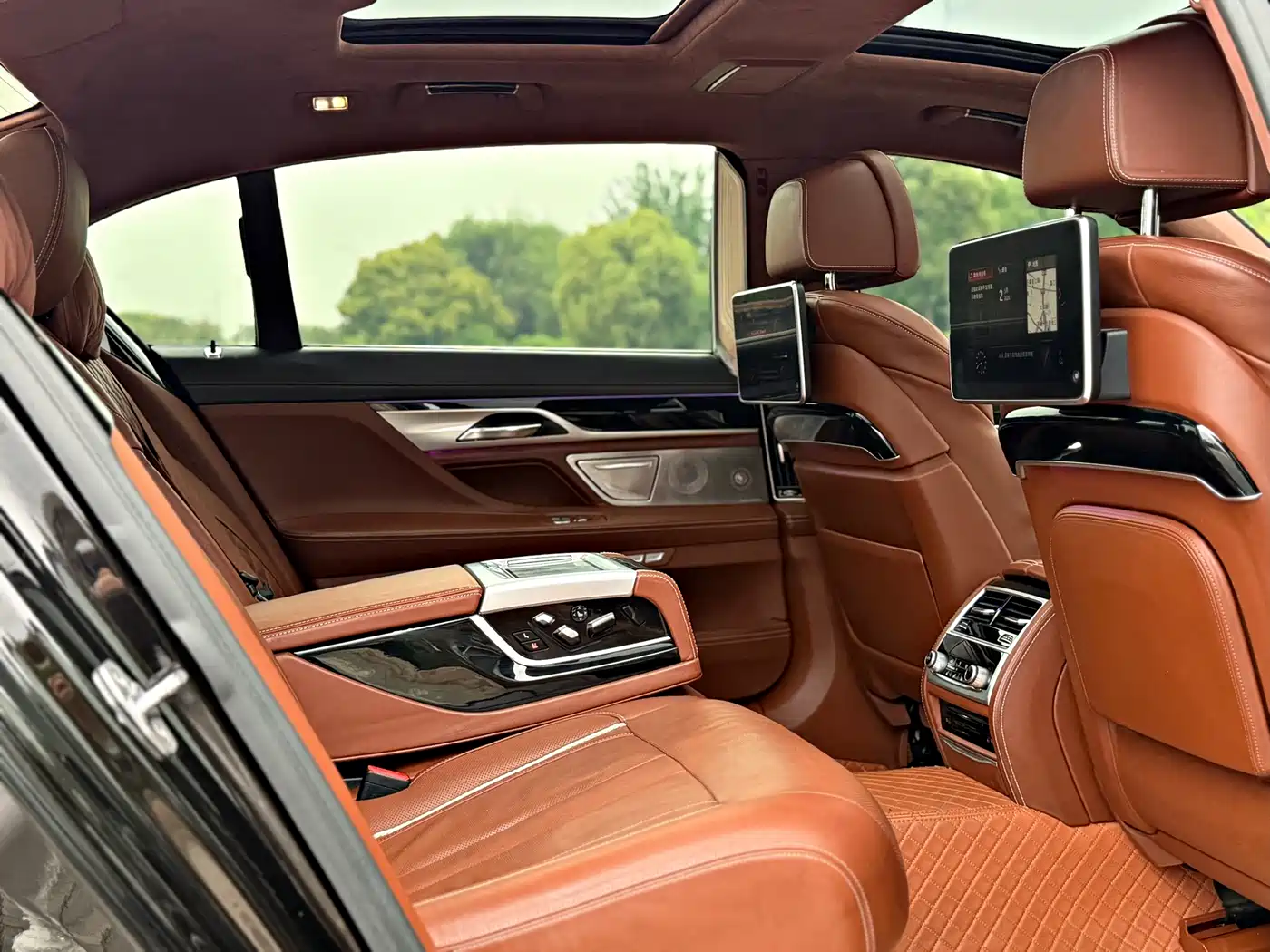 BMW 7 Series 2018 740Li xDrive Premium Type Excellence Package фото 13