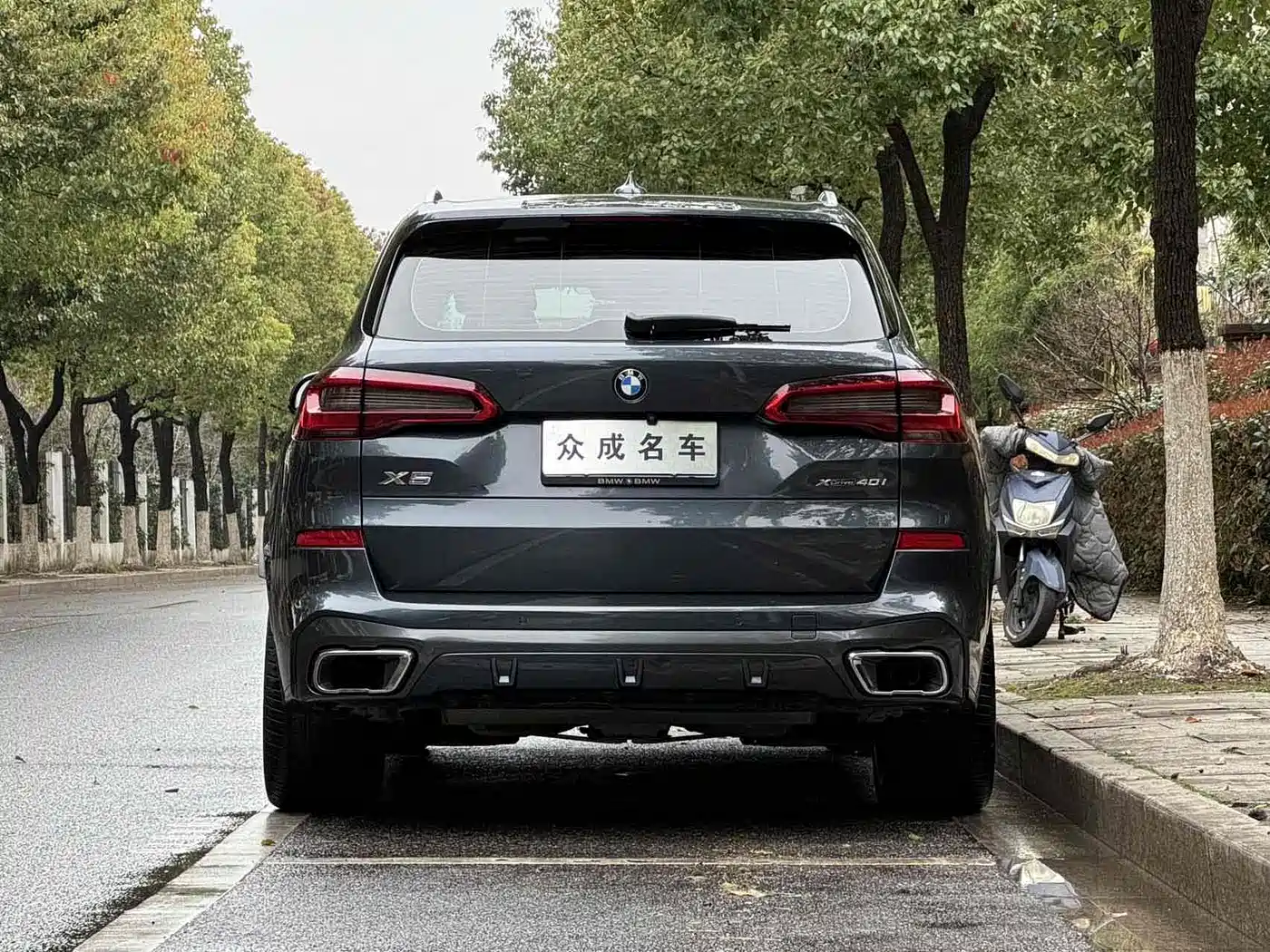 BMW X5 (Import) 2019 xDrive40i Exclusive M Sport Package фото 3