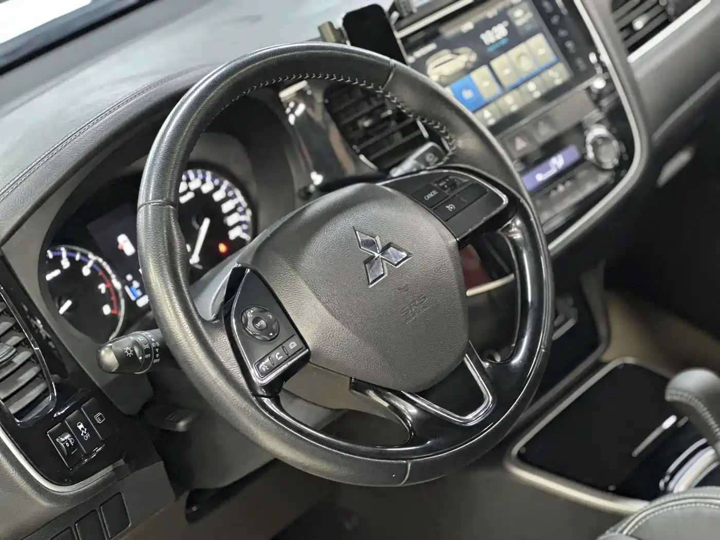 Mitsubishi Outlander 2021 2.0L FWD Comfort Edition 5-seater фото 23