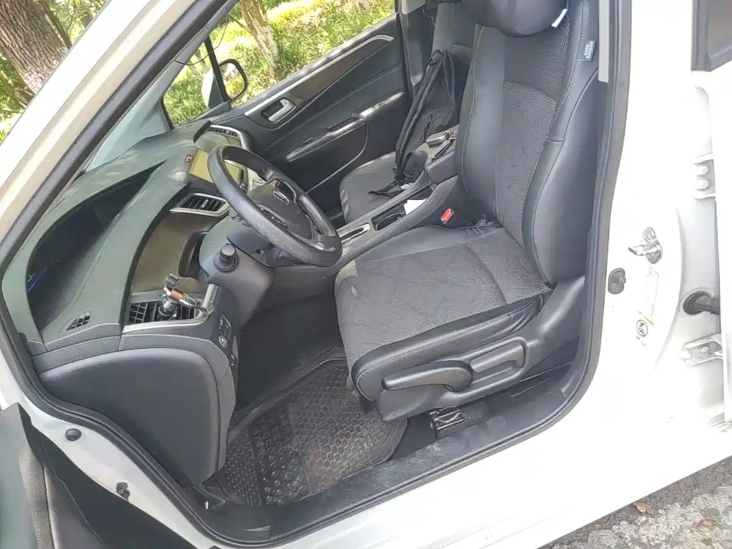 Honda Jade 2016 2016 1.8L Automatic Comfort Elite Version 5-seater