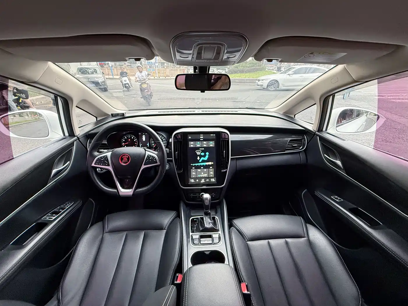 BYD Song MAX 2018 1.5T Auto Smart Connected Premium 7-Seater фото 9