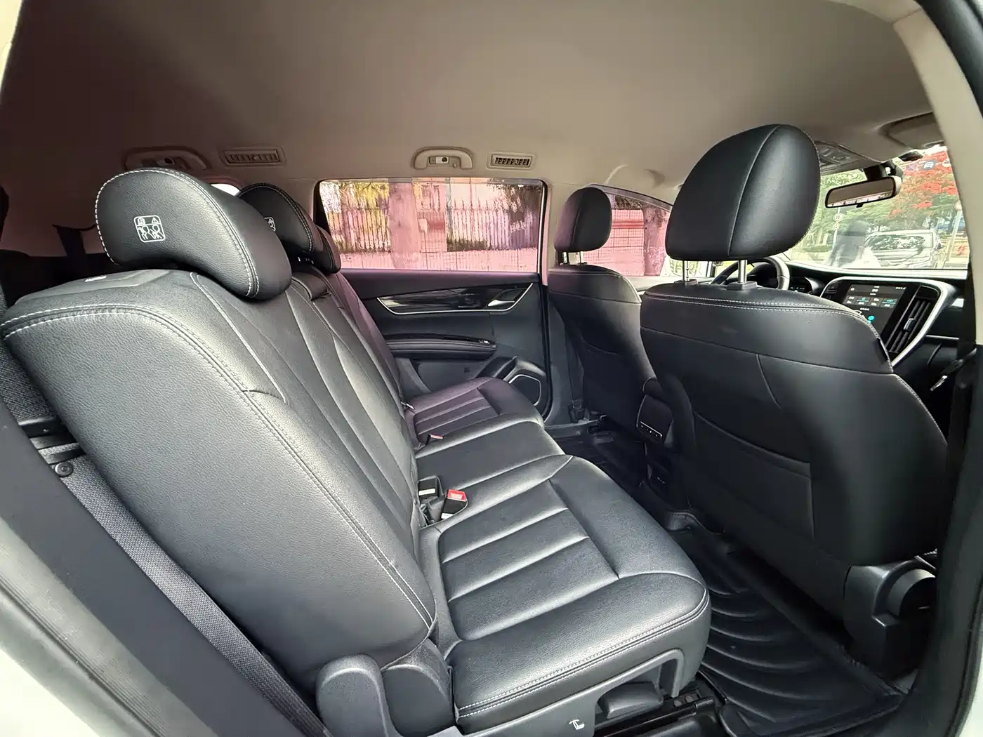 BYD Song MAX 2018 1.5T Auto Smart Connected Premium 7-Seater фото 18