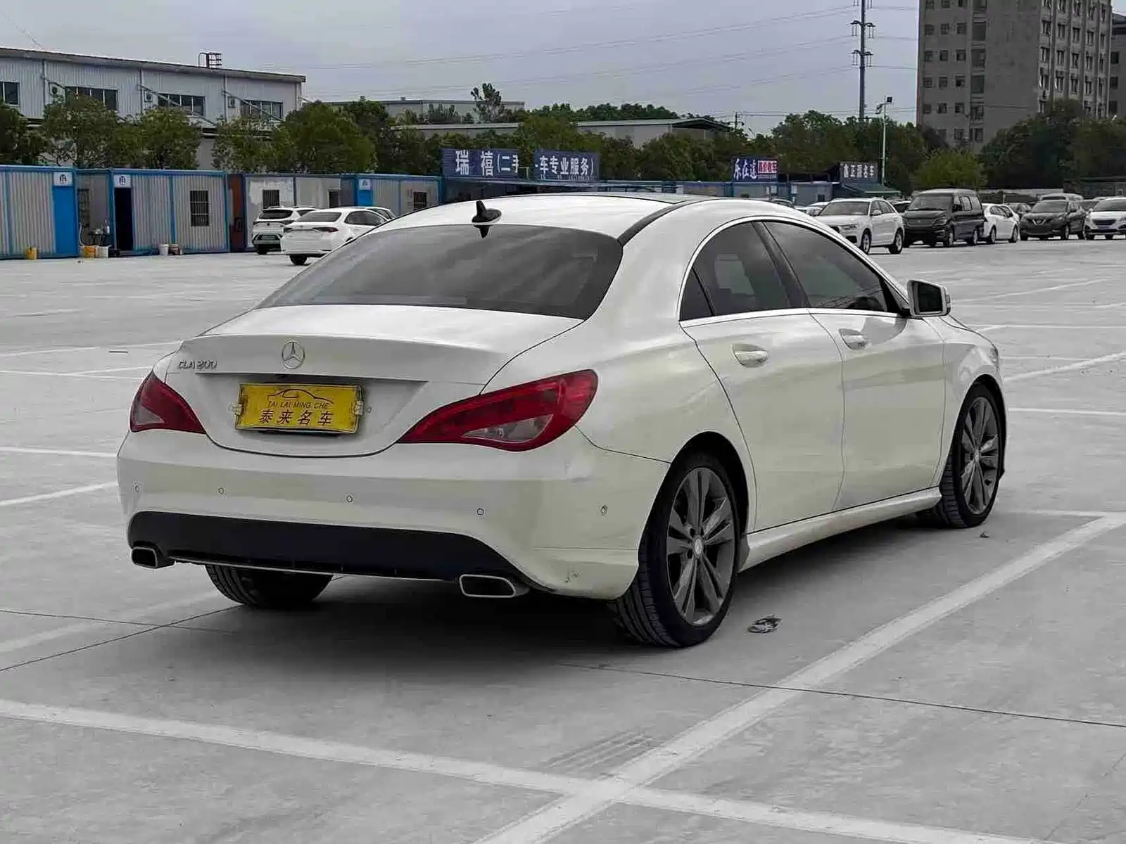 Photo 8 - Mercedes-Benz CLA (Import)