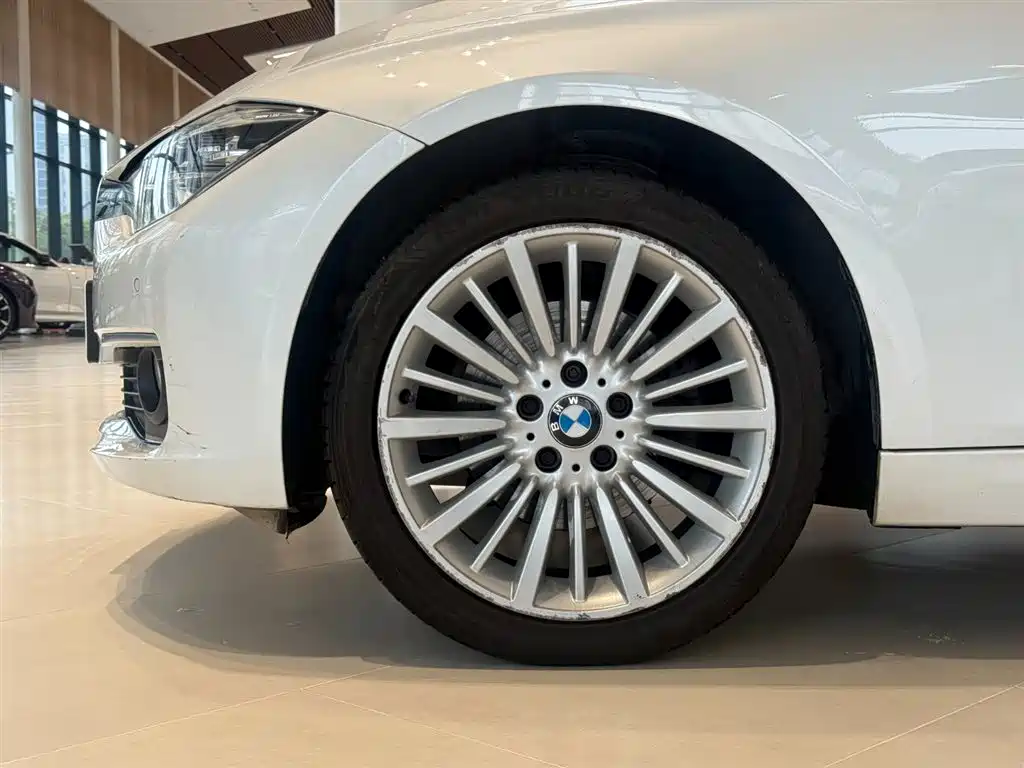 BMW 3 Series 2018 320Li Fashion Style фото 7