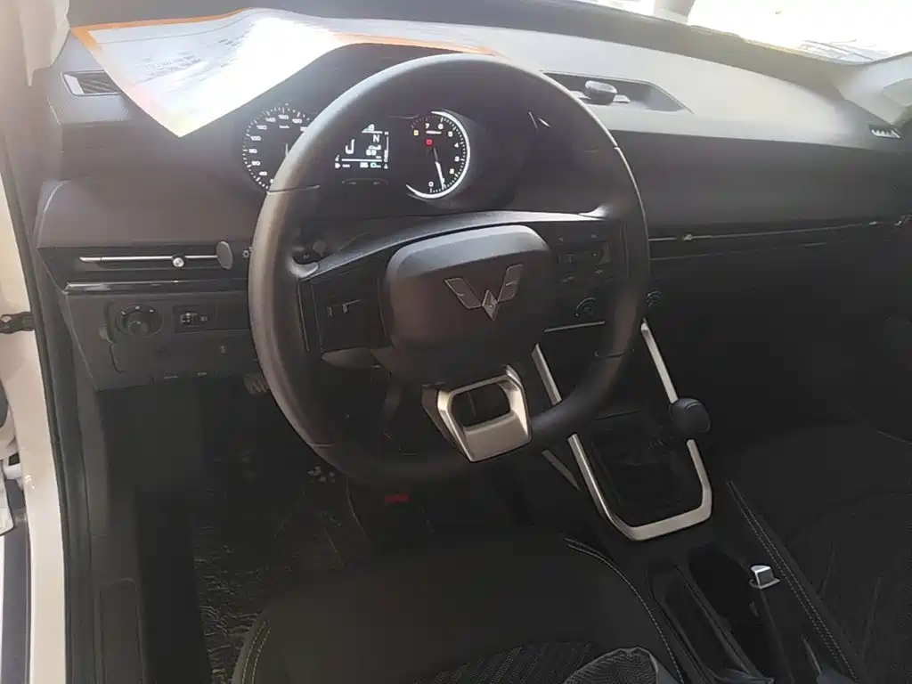 Wuling Motors Wuling Xingchi 2024 2022 1.5L Manual Freedom Edition