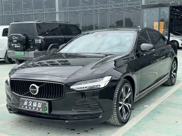  Volvo Volvo S90 Plug-in Hybrid 2021 T8 E-Drive Hybrid Zhiyi Luxury Edition