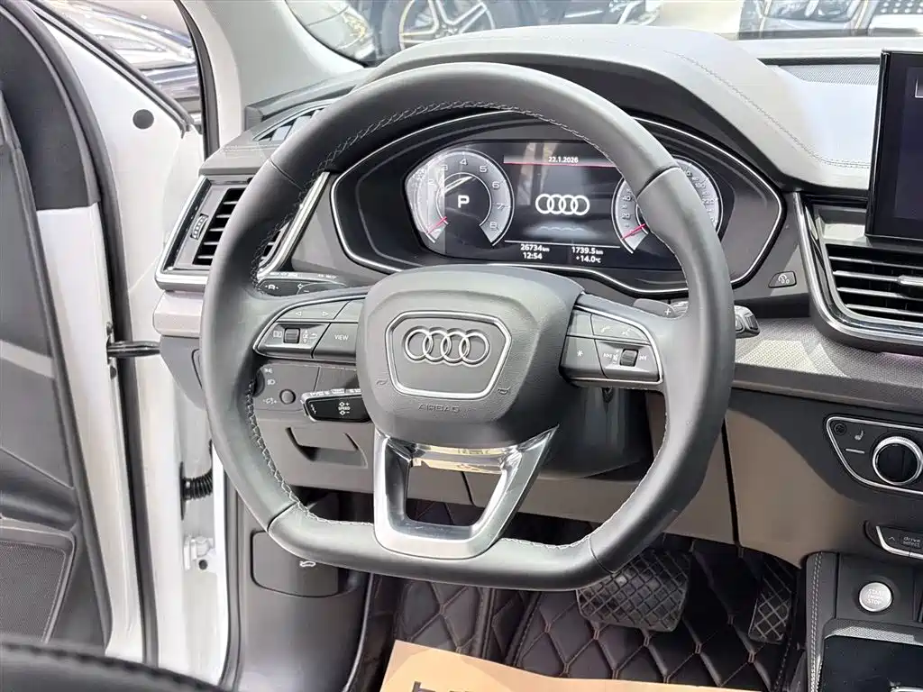 Audi Q5L 2022 40T Luxury Dynamic фото 20