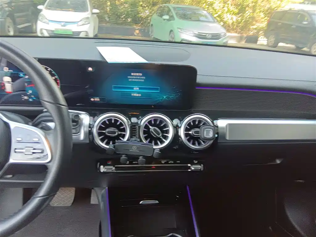 Mercedes-Benz GLB 2022 Model GLB 200 Dynamic Edition фото 7