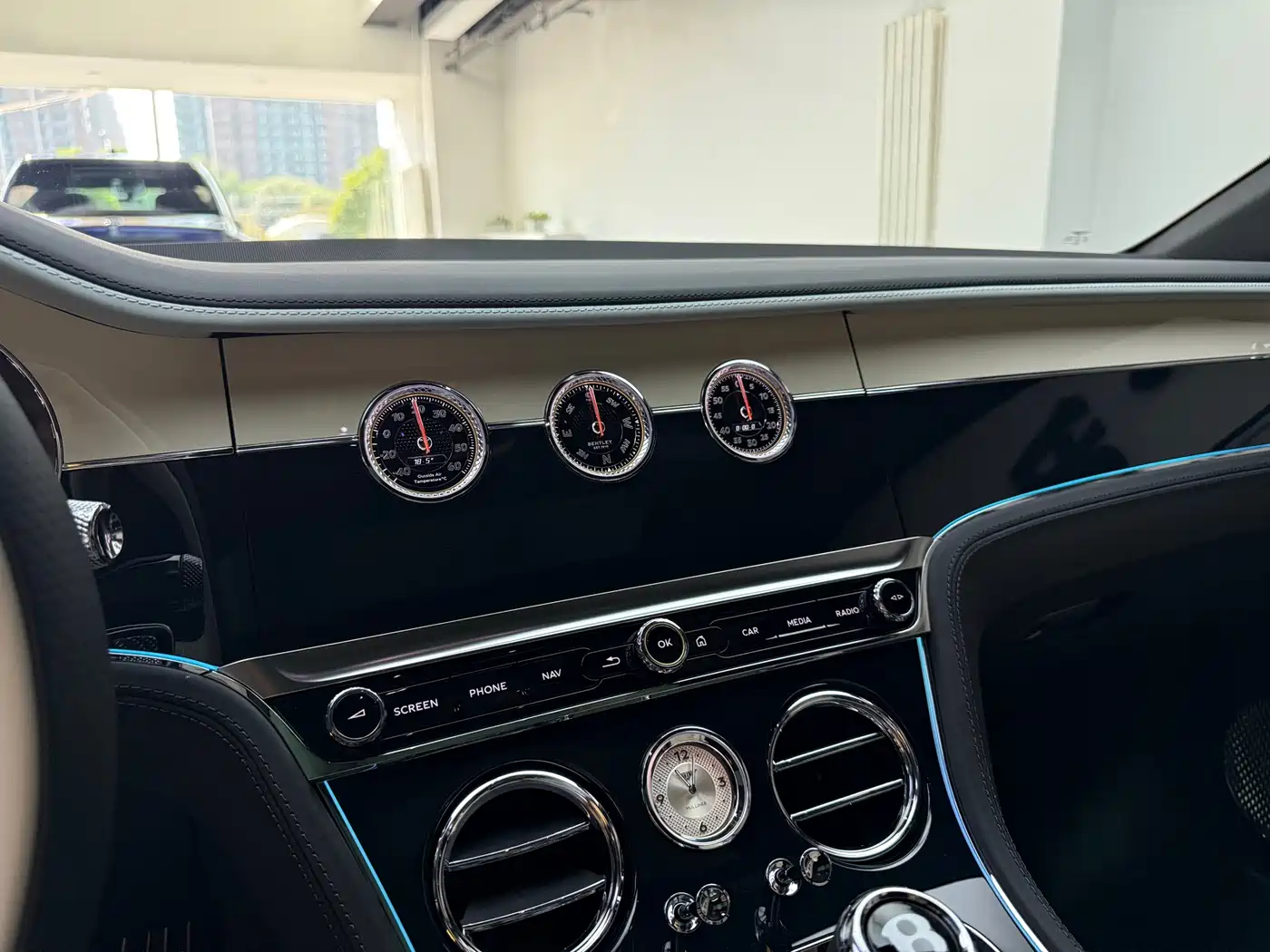 Bentley Continental Plug-in Hybrid 2025 2025 Model GT Mulliner Edition