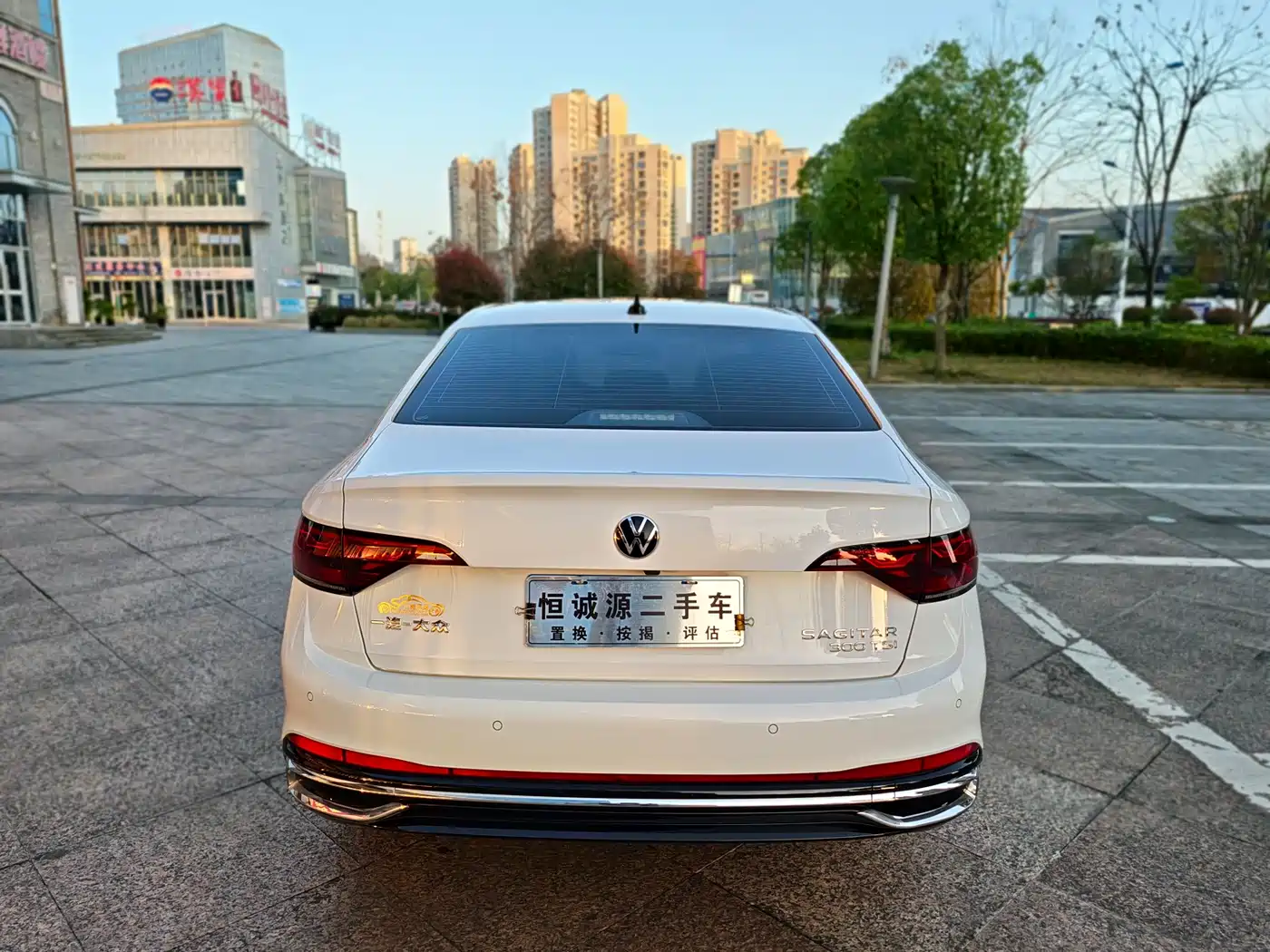 Volkswagen Sagitar 2023 300TSI DSG Excellence Edition фото 9