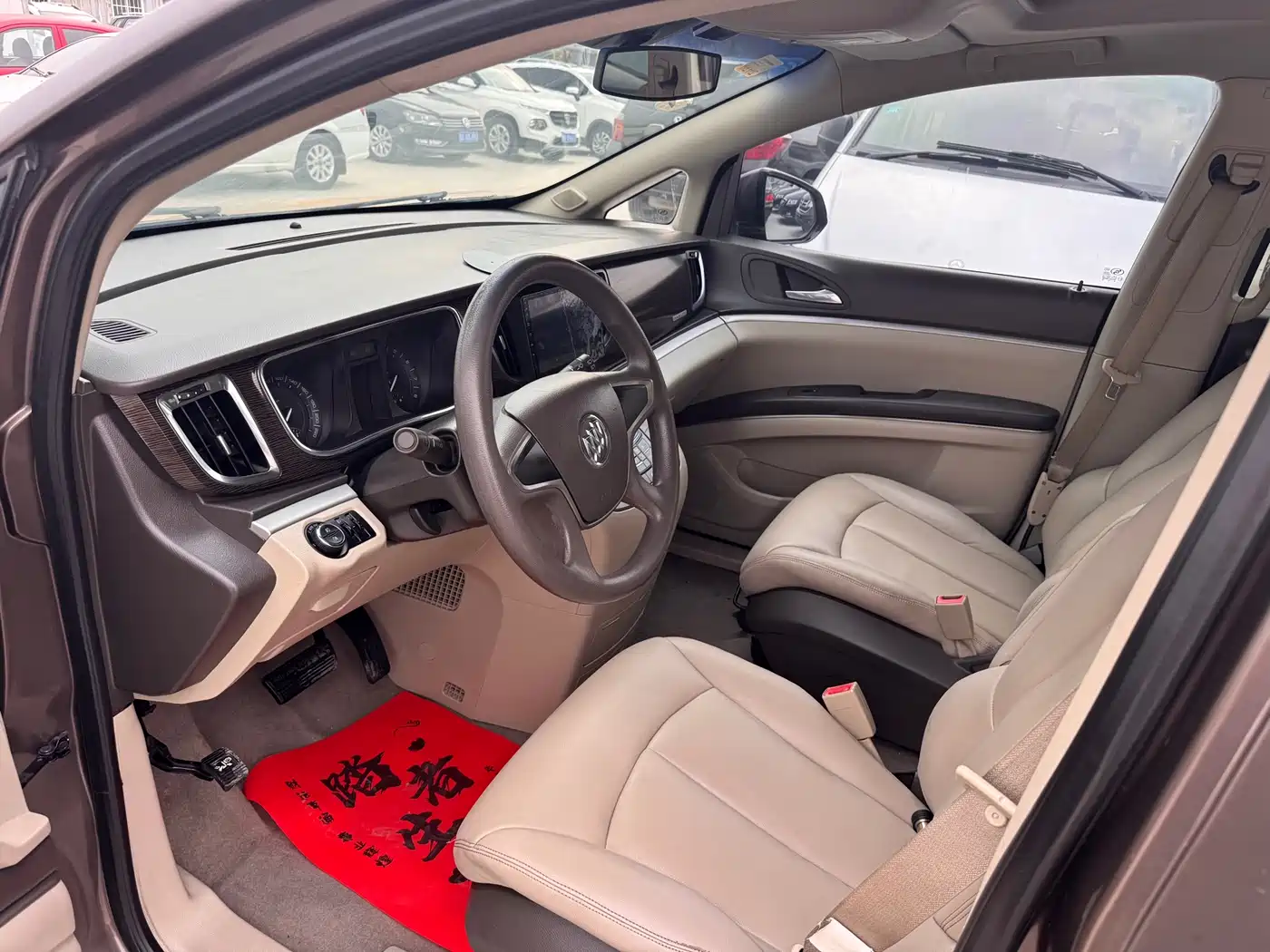 Buick GL8 2013 2.4L CT Luxury Business Comfort Edition фото 4