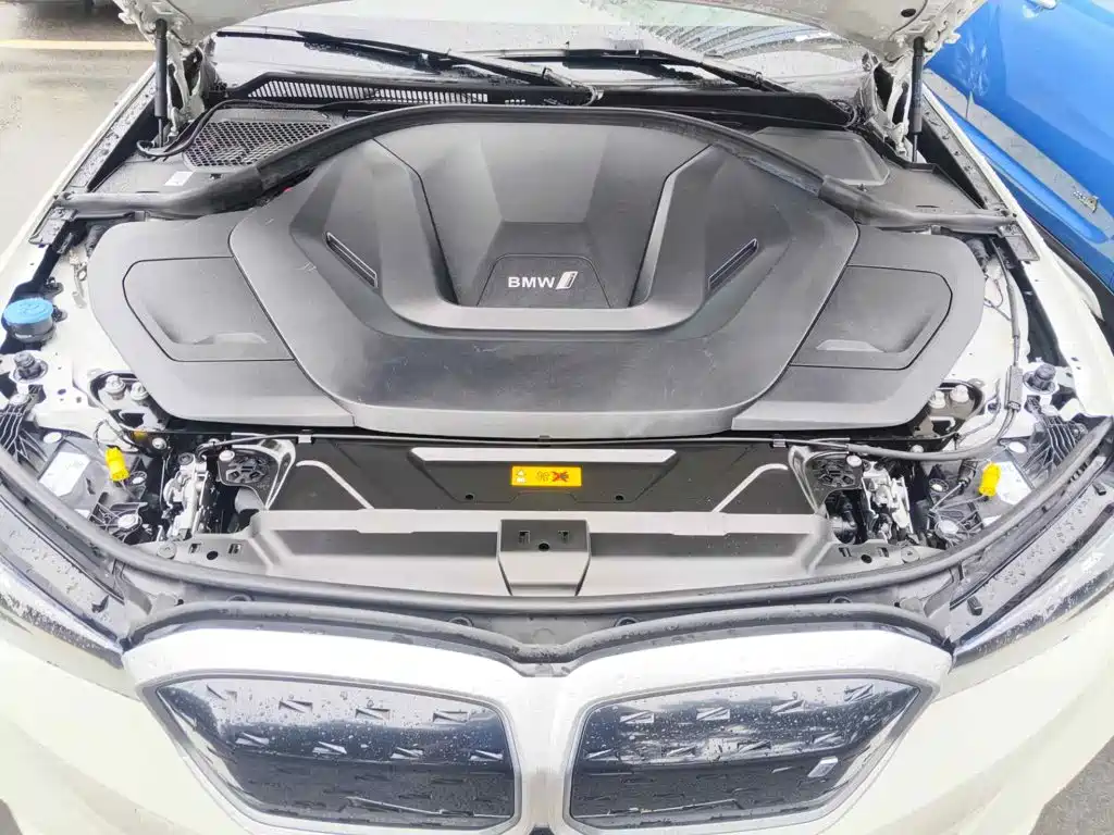 Фото 3 - BMW i3
