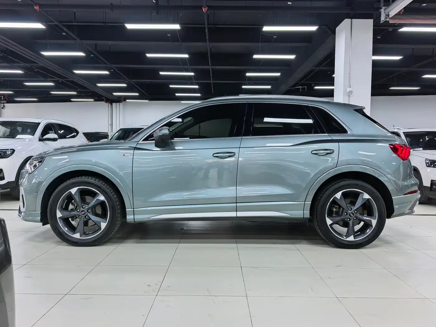 Audi Q3 2022 35 TFSI Fashion Dynamic фото 7