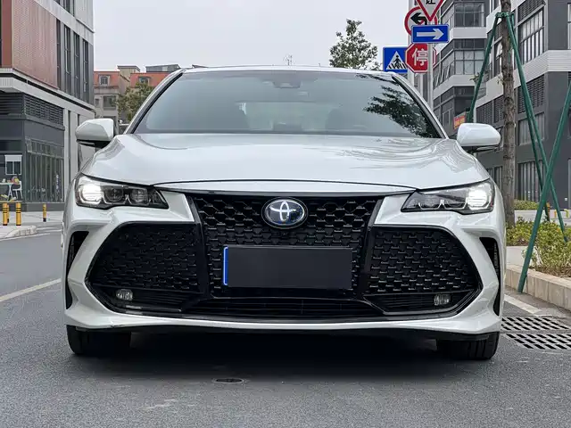 TOYOTA ASIAN DRAGON