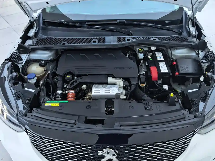 Peugeot 2008 2023 2022 230THP THE ONE