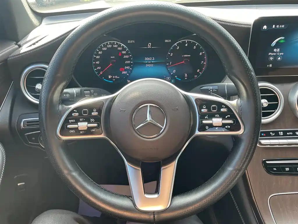Mercedes-Benz GLC 2022 Model GLC 260 L 4MATIC Luxury Edition фото 8