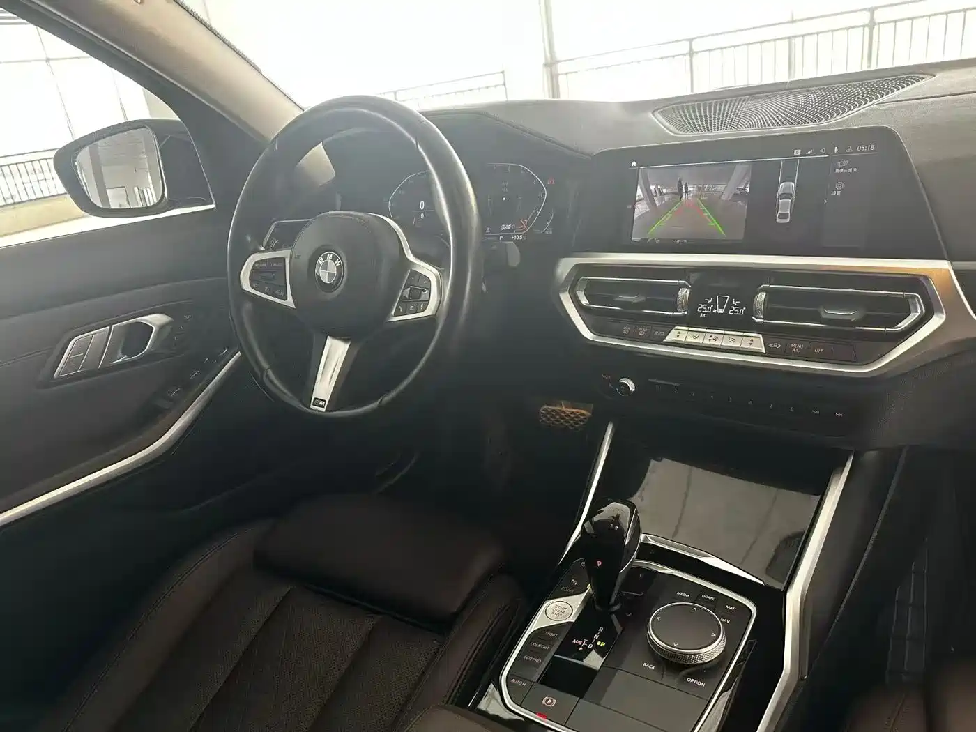 BMW 3 Series 2022 320Li M Sport Package фото 7