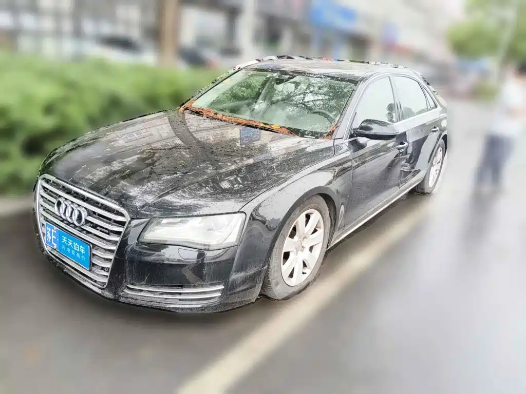 Photo 1 - Audi A8