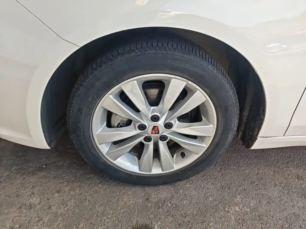 Roewe 360 2015 2015 1.5L Automatic Luxury