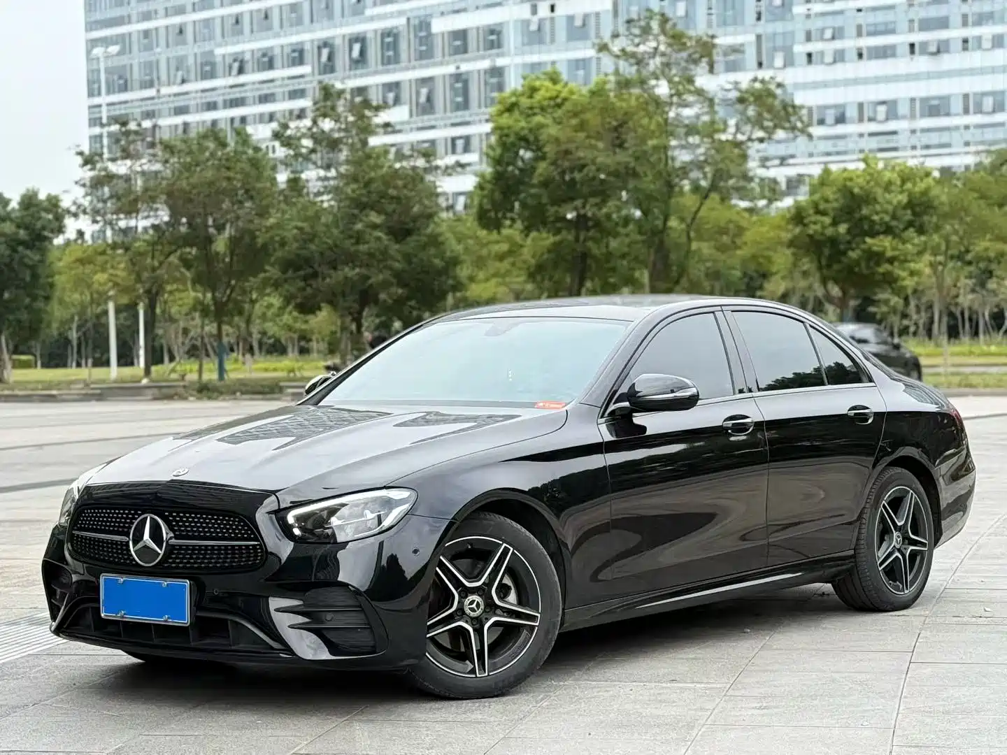 Фото 1 - Mercedes-Benz E-Class (Import)