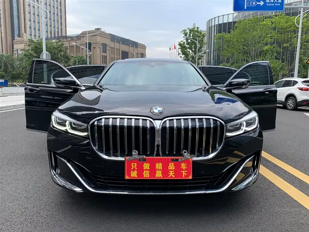 BMW 7 Series 2021 Model 730Li Luxury Package фото 2