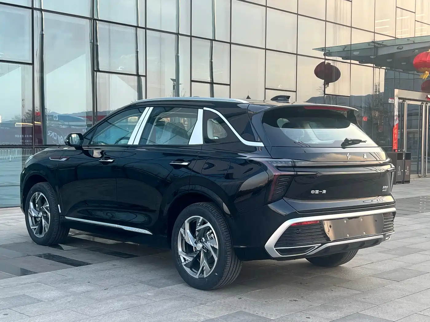 Hongqi HS3 PHEV 2024 PHEV 115km Power Edition фото 4