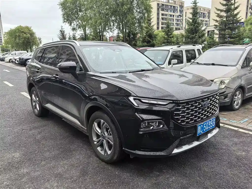 FORD LING RUI