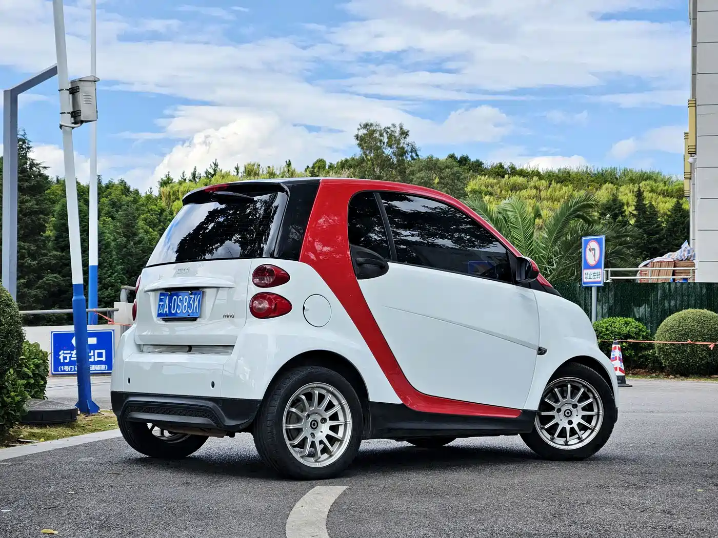 smart fortwo 2014 2012 1.0 MHD Hardtop Standard