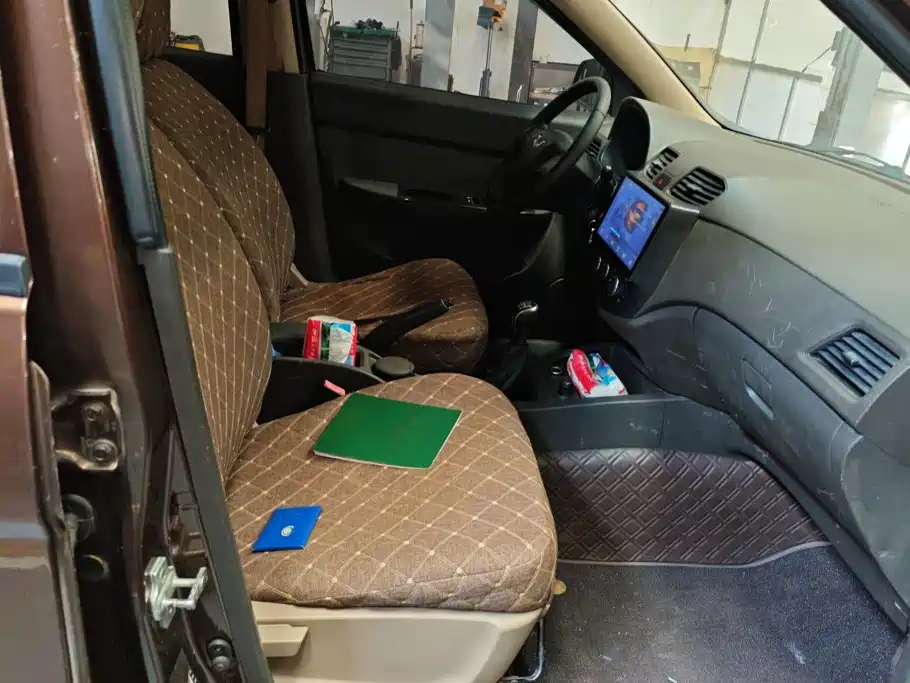 Wuling Motors Wuling Hongguang 2015 2015 1.2L S Basic China V