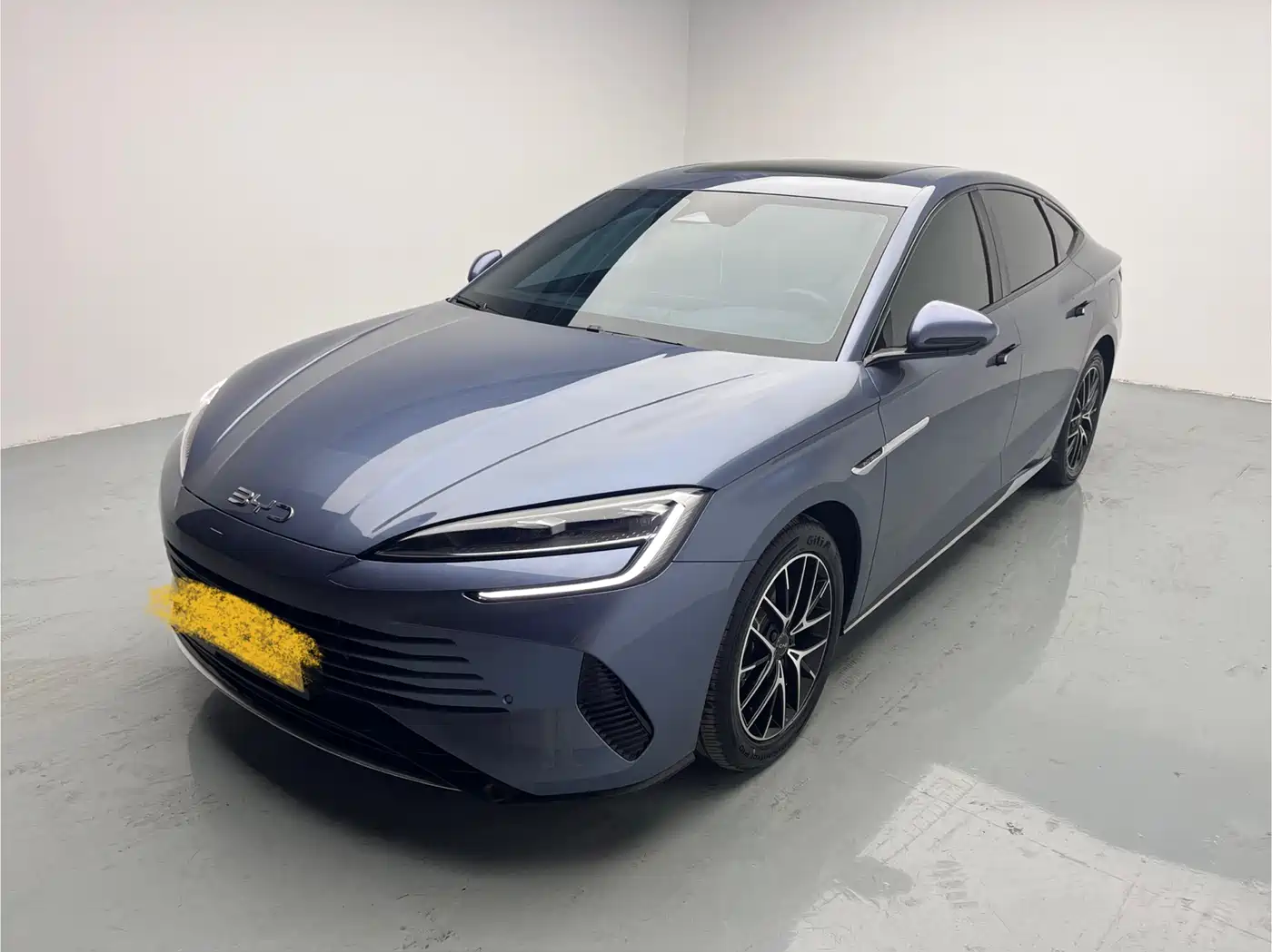 BYD Seal 2024 Glory Edition DM-i 1.5L 121km Luxury